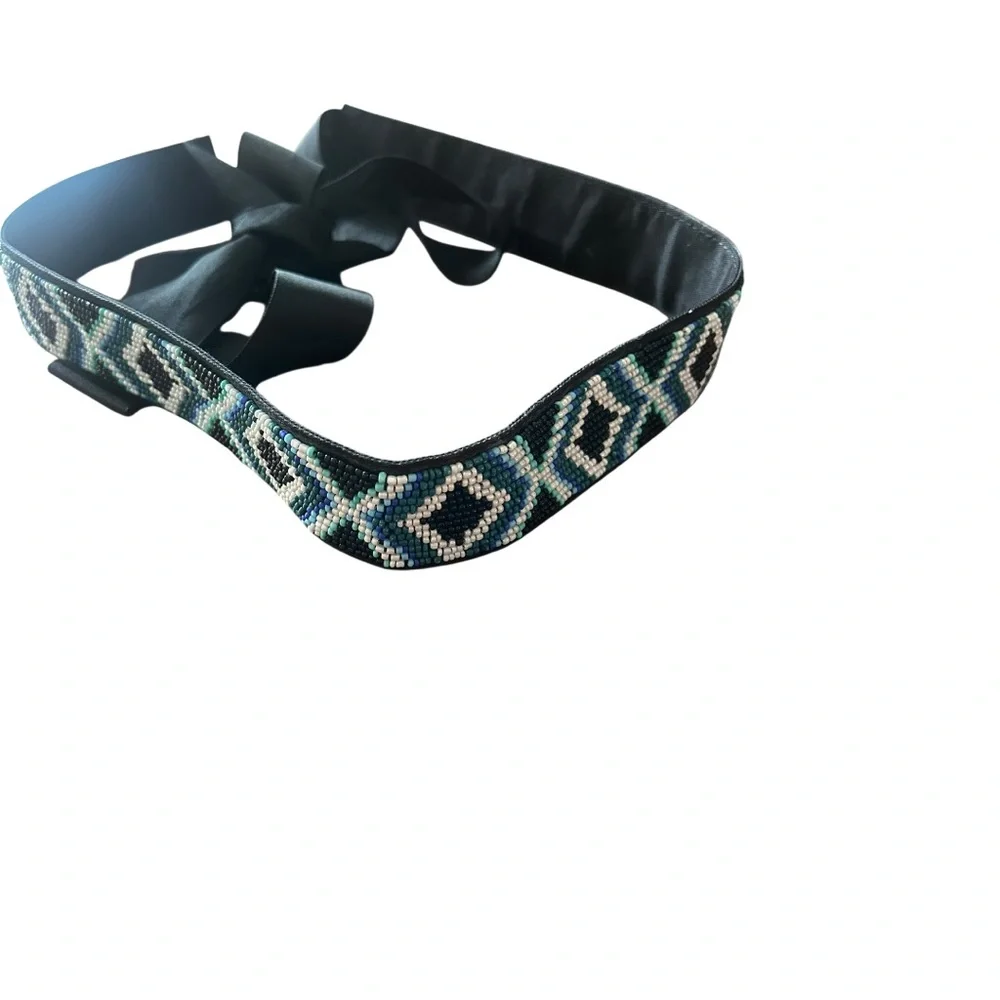 WHBM - Tribal/Chevron-White/Black/Blue Solid Seed-Beadwork Belt EUC